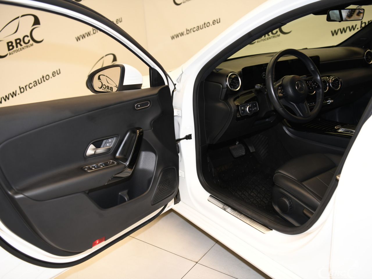 Mercedes-Benz A180 | 16