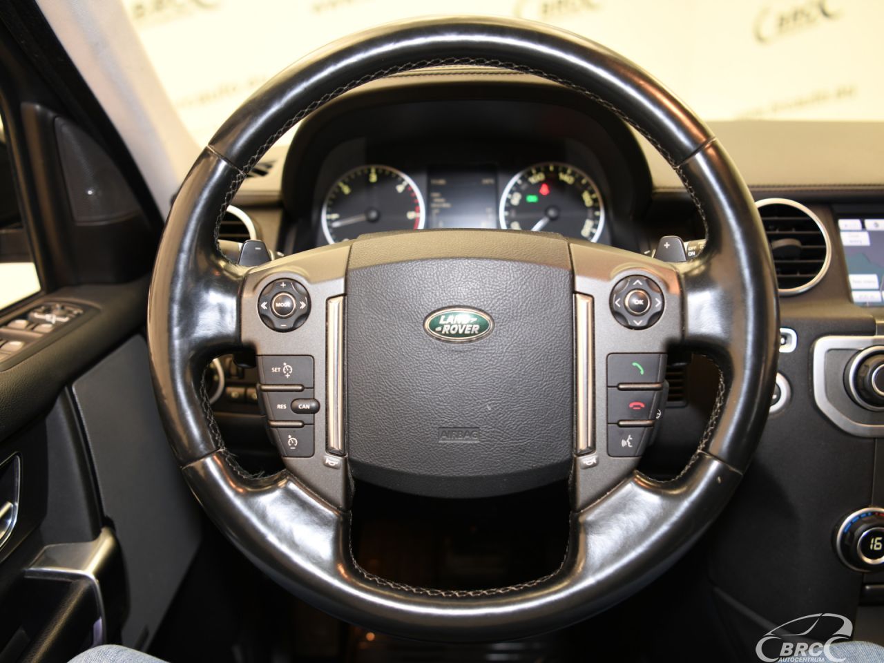 Land Rover Discovery | 30