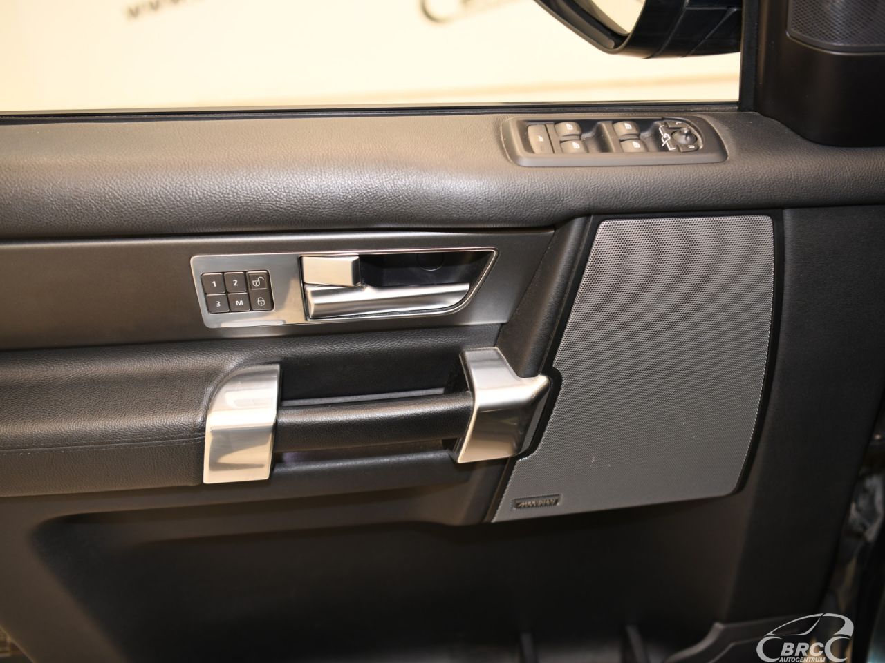 Land Rover Discovery | 21