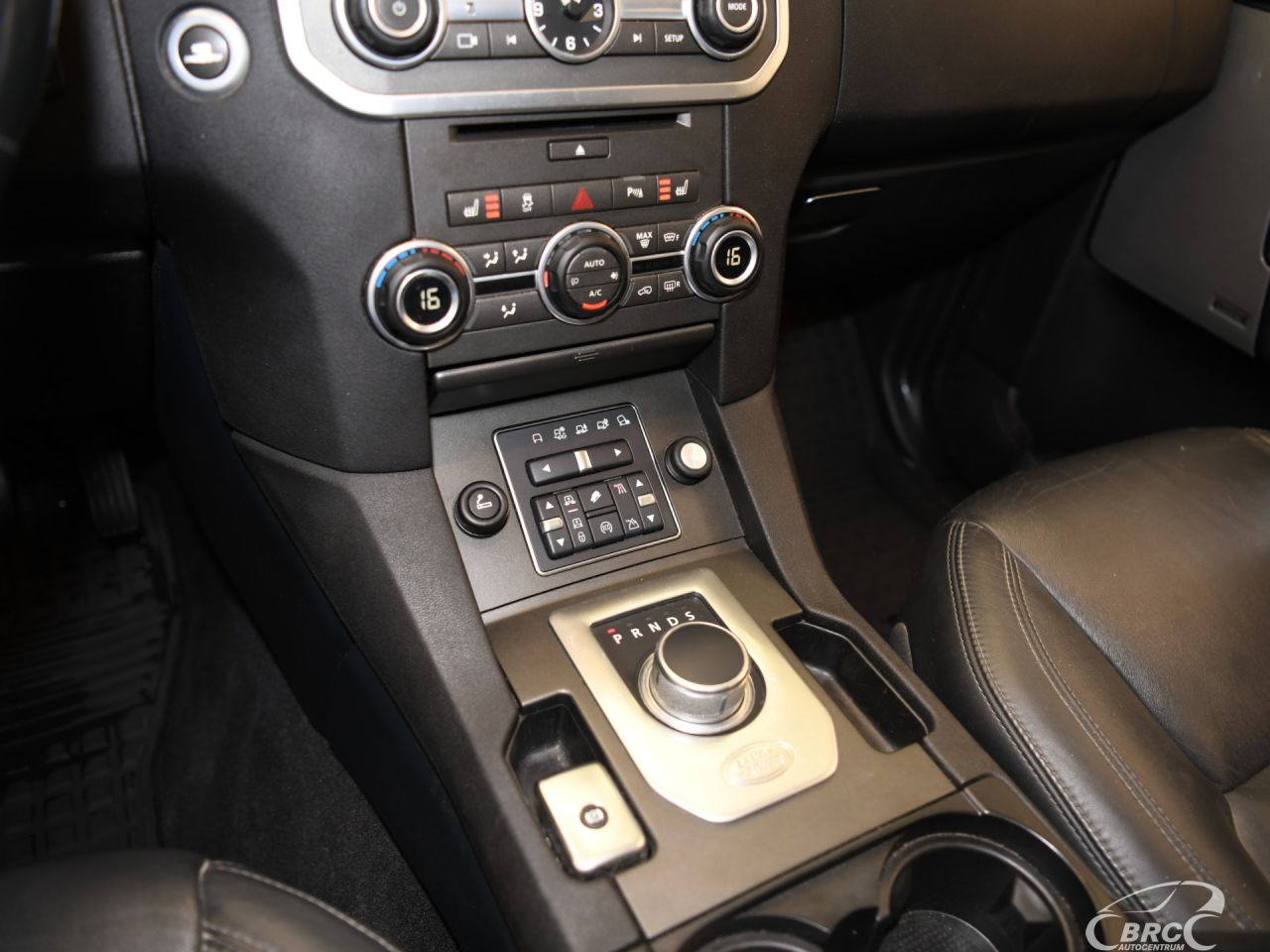 Land Rover Discovery | 27