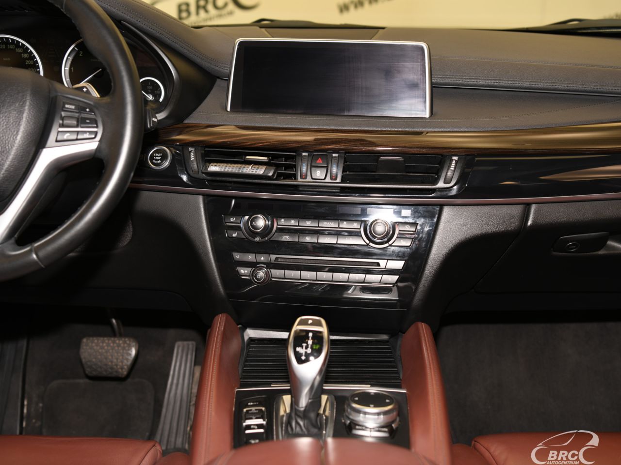 BMW X6 | 15