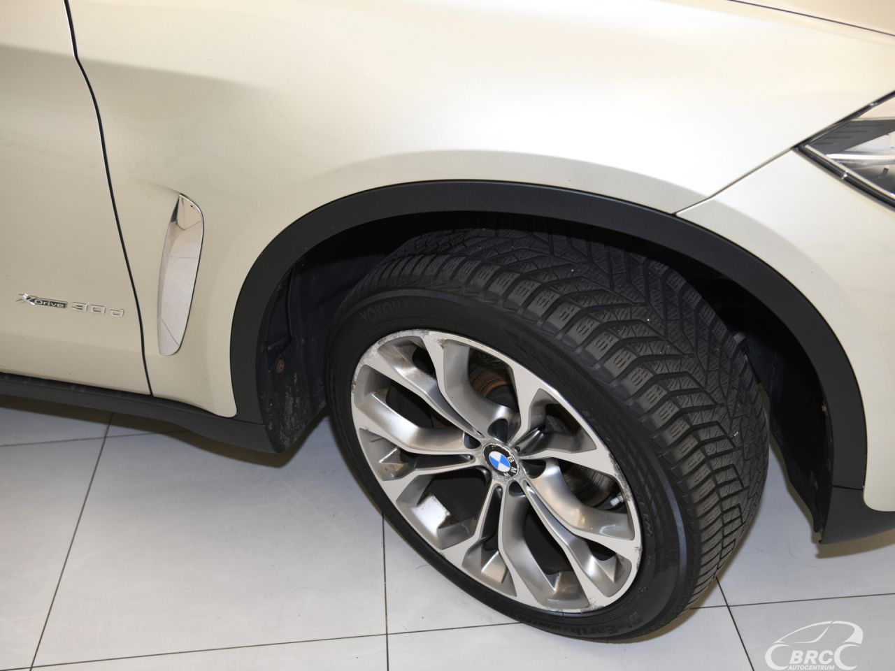 BMW X6 | 38