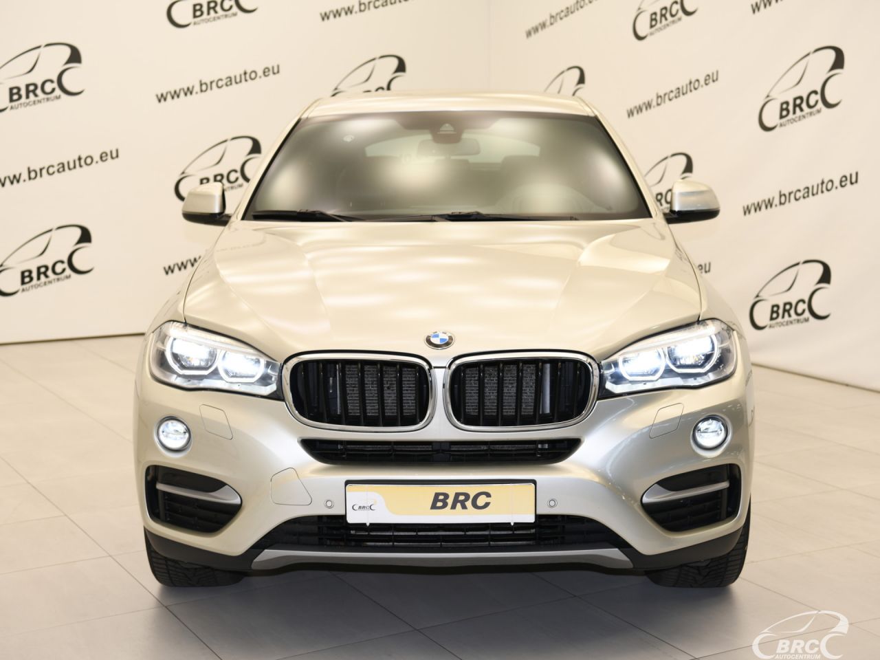 BMW X6 | 44