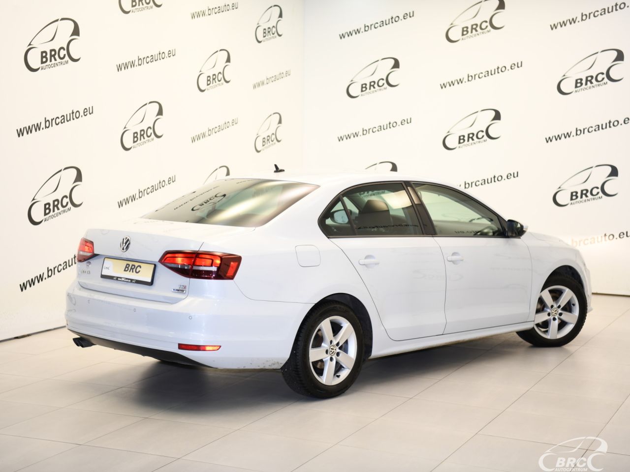 Volkswagen Jetta | 2