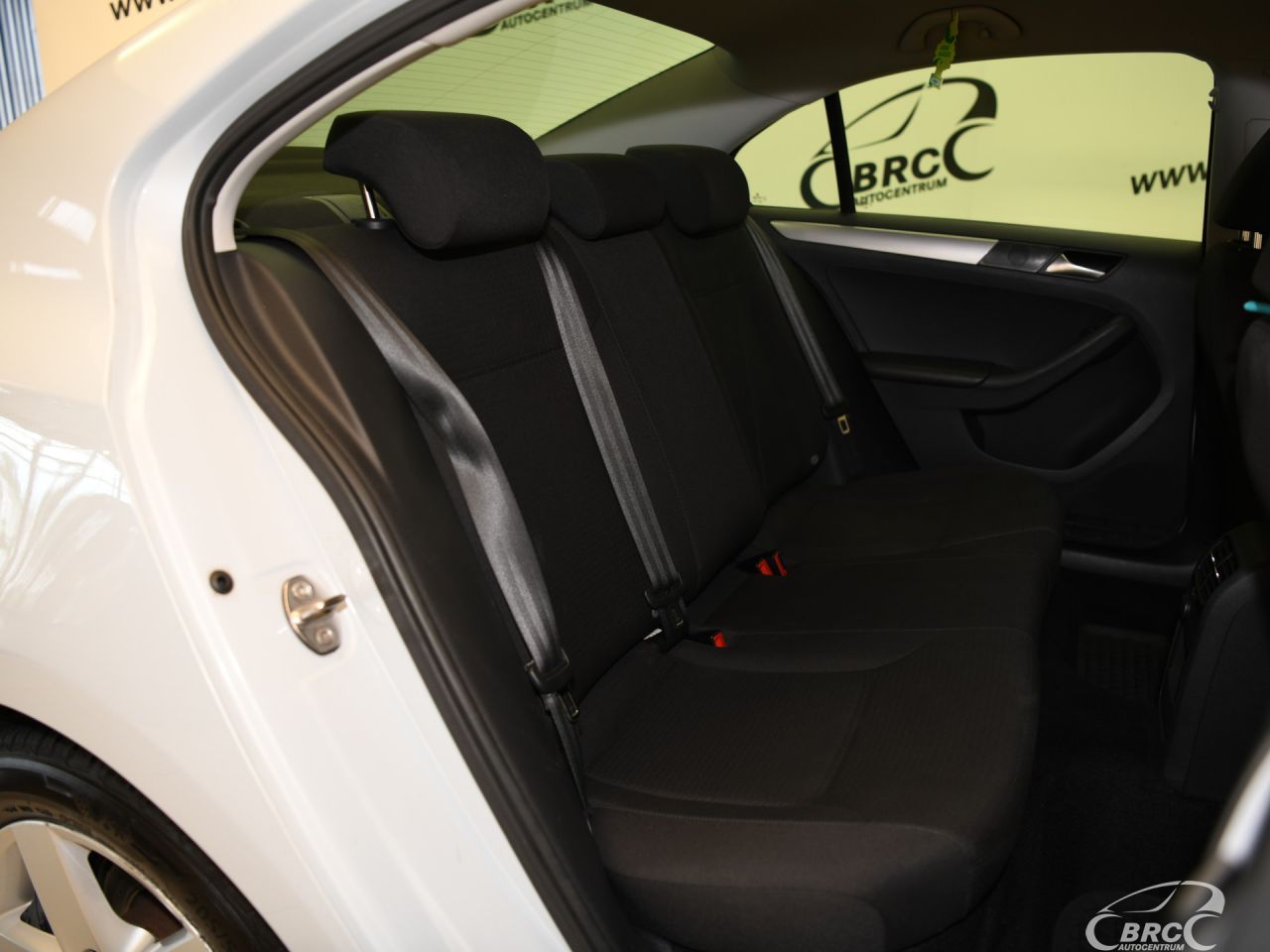 Volkswagen Jetta | 17