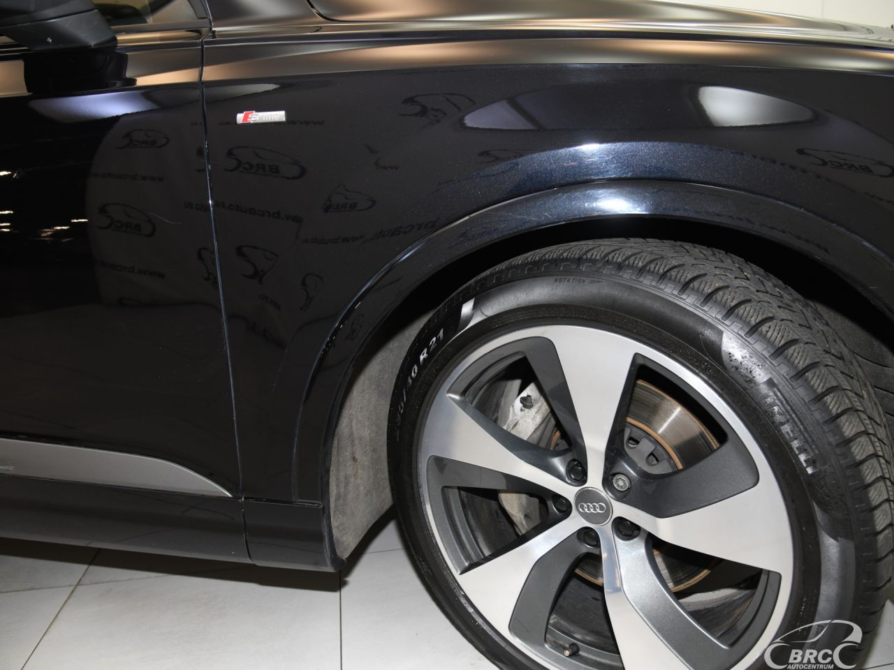 Audi Q7 | 47