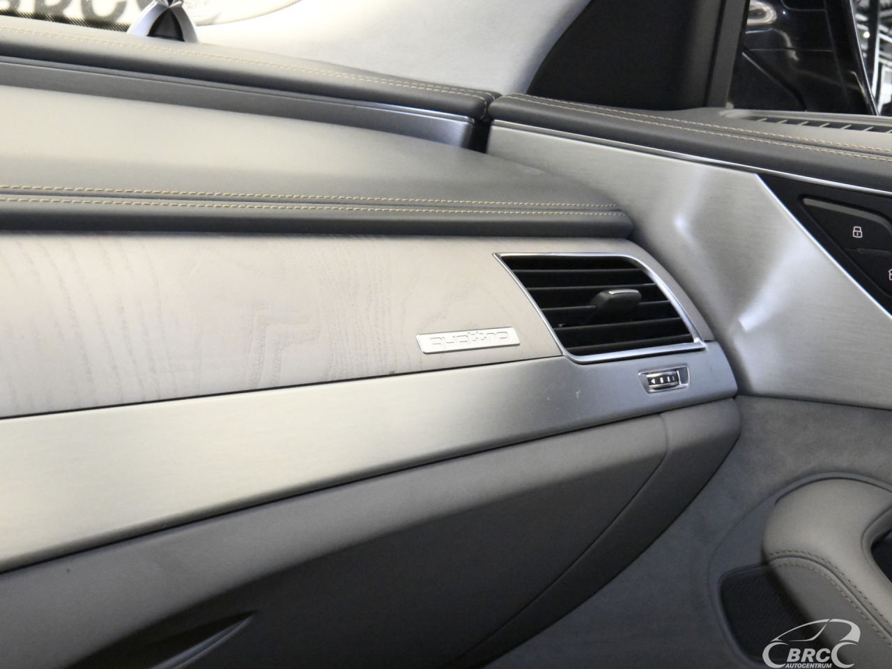 Audi A8 | 31