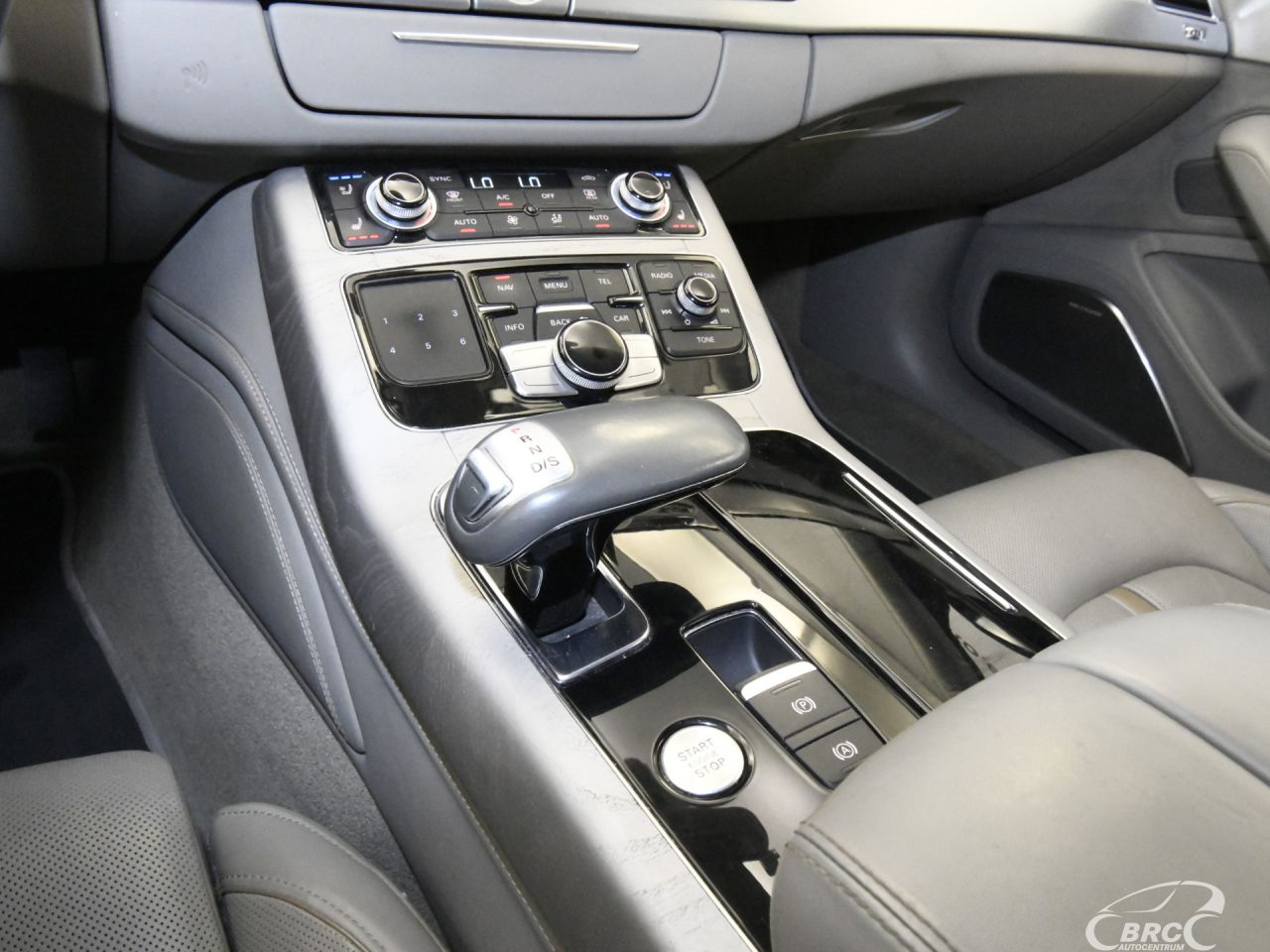 Audi A8 | 28