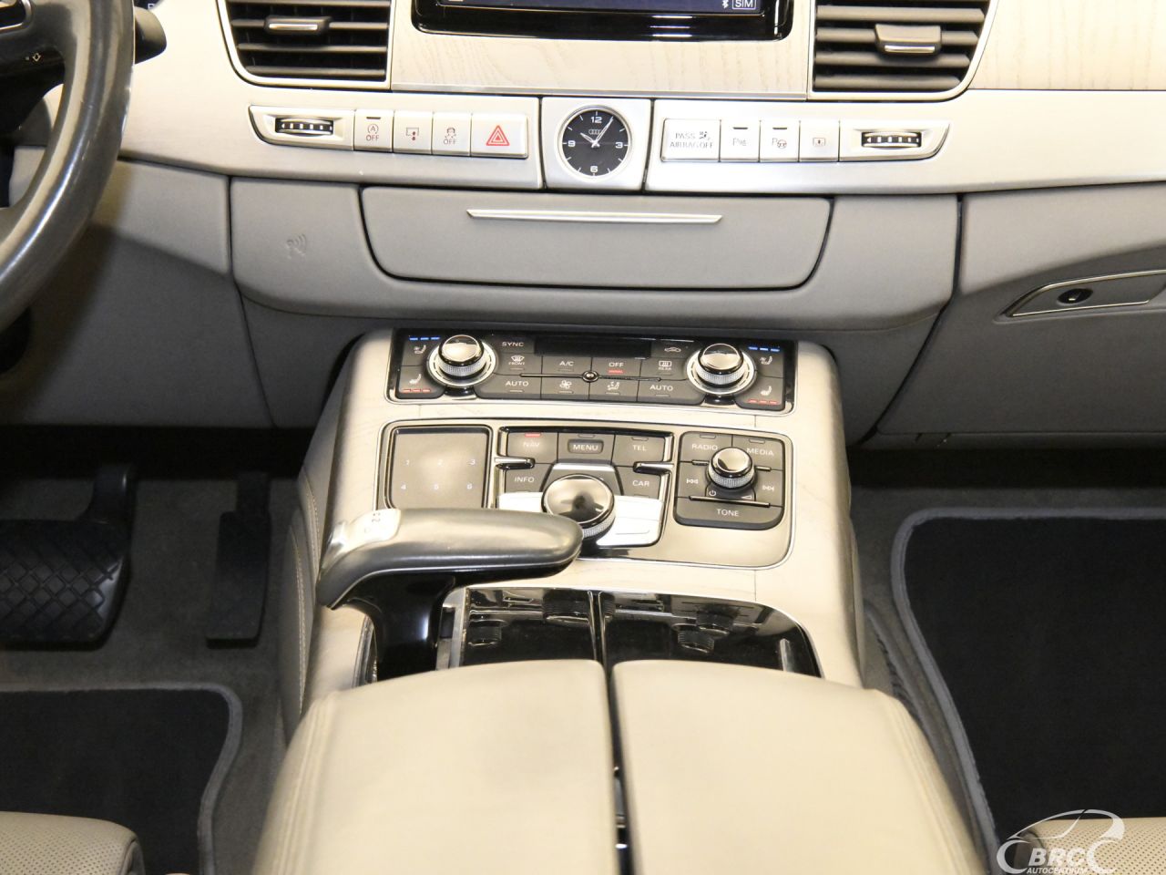 Audi A8 | 19