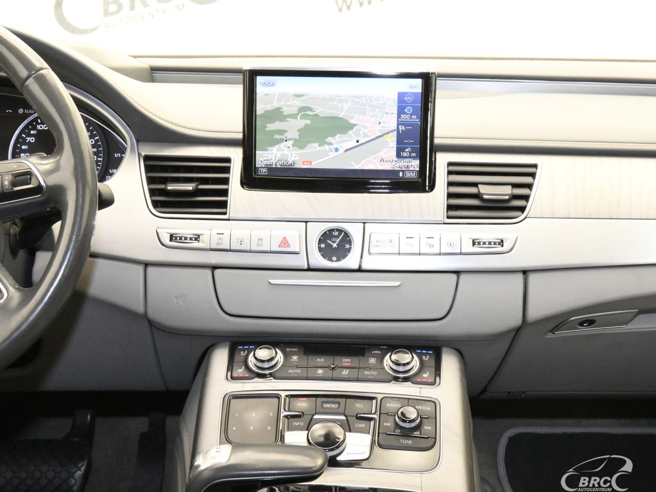 Audi A8 | 18