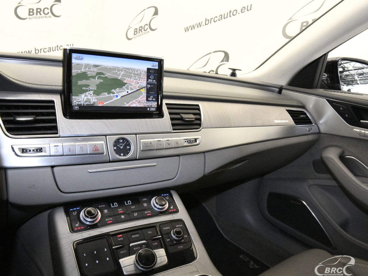 Audi A8 | 30