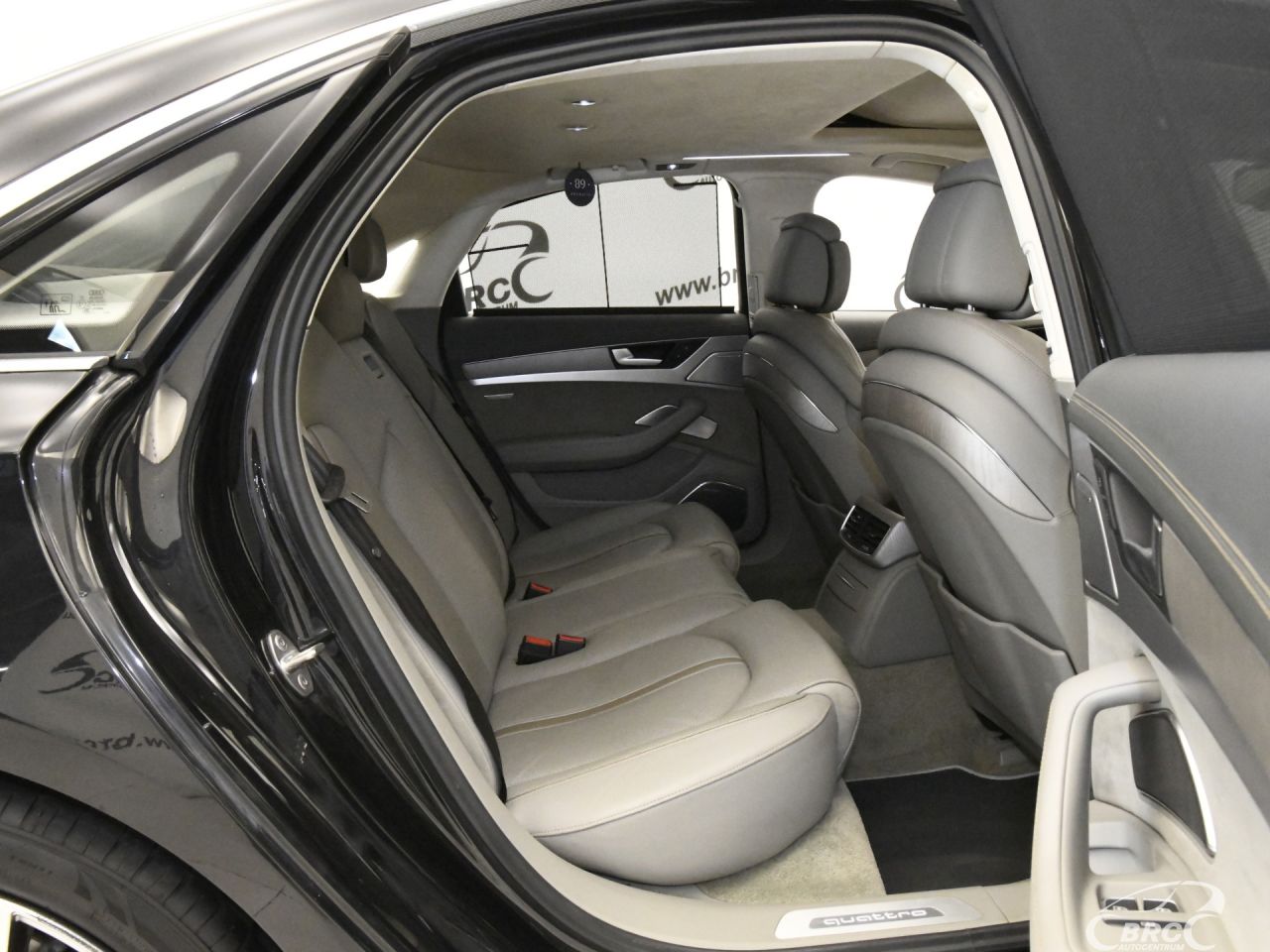 Audi A8 | 11