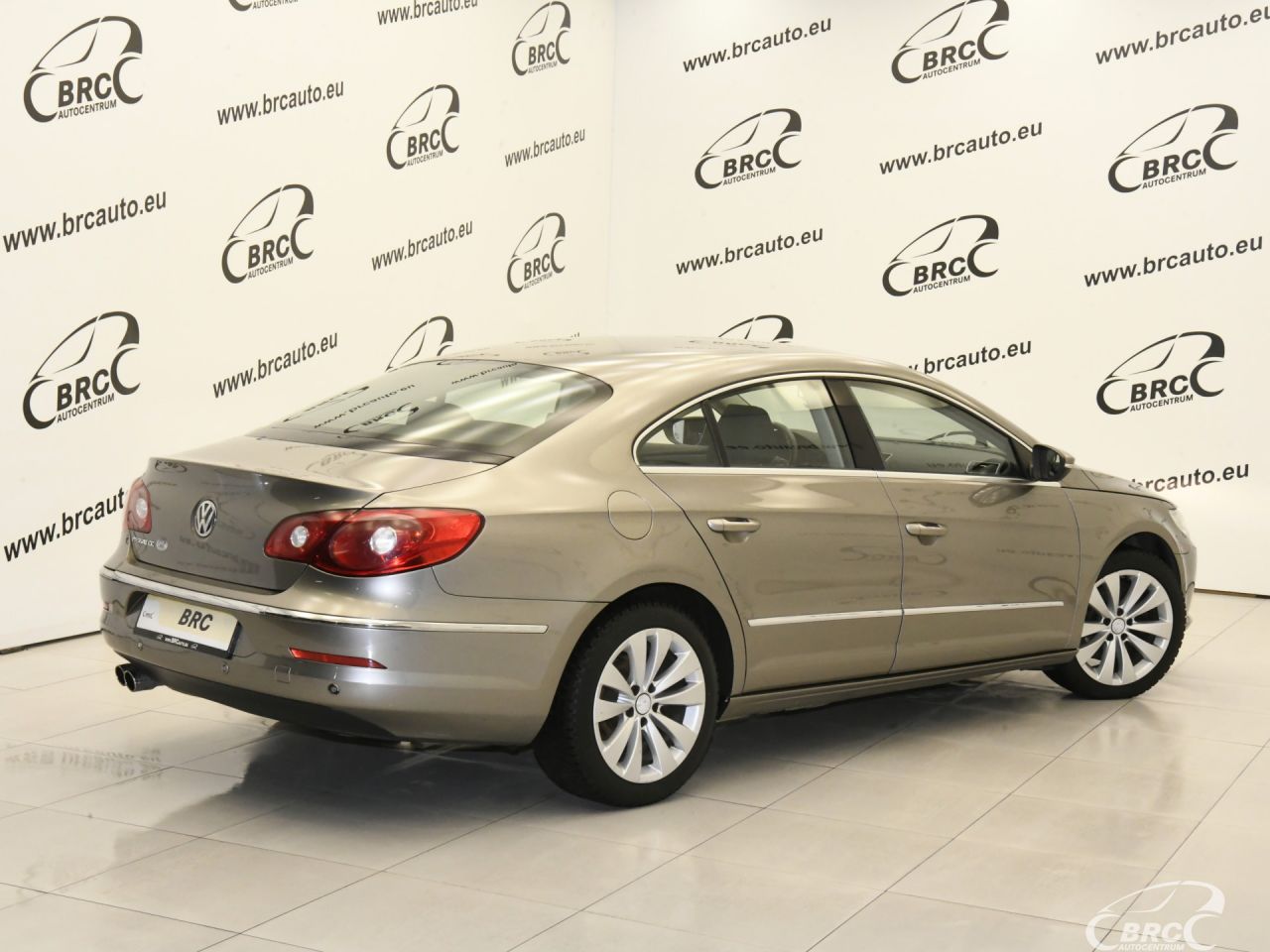 Volkswagen Passat | 1