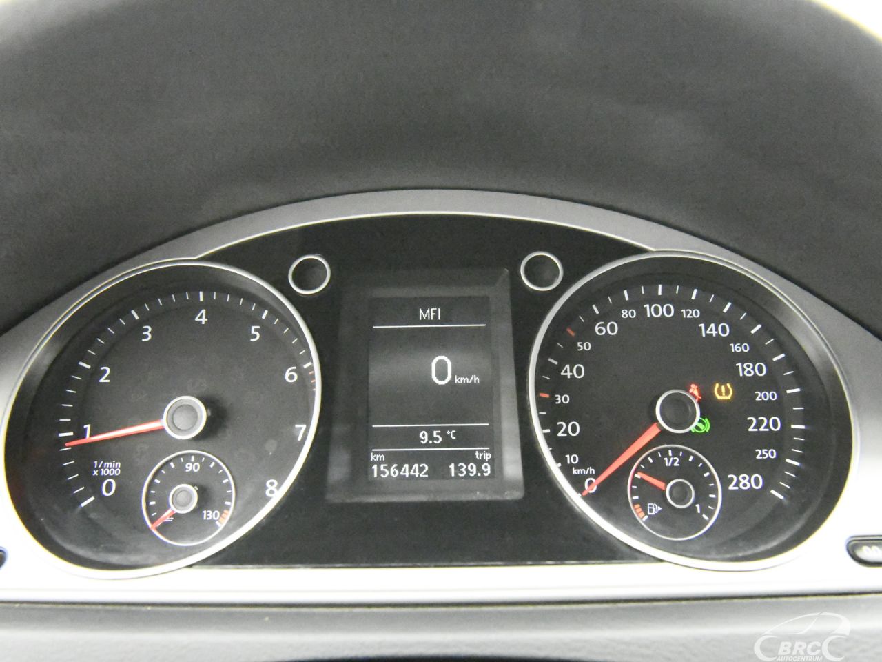 Volkswagen Passat | 39