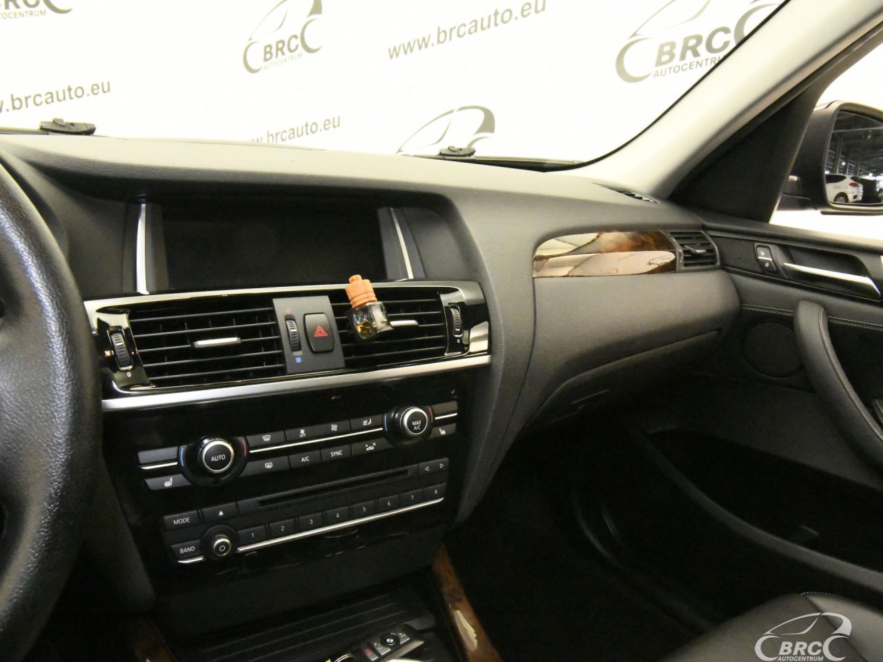 BMW X3 | 27
