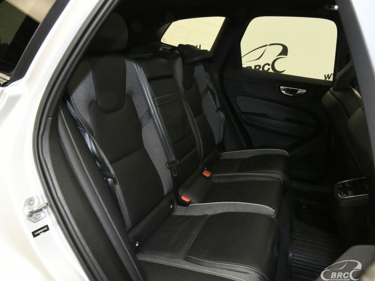 Volvo XC60 | 11