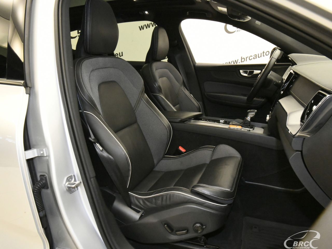 Volvo XC60 | 55