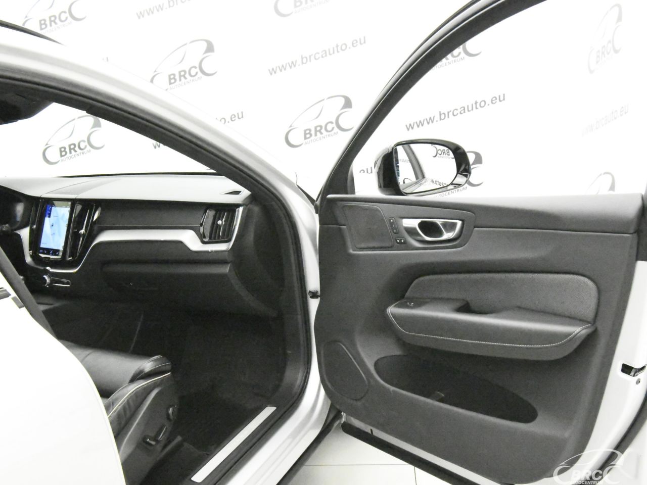 Volvo XC60 | 6