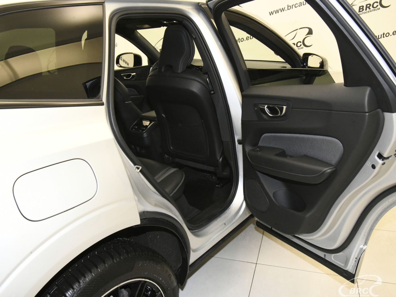 Volvo XC60 | 12