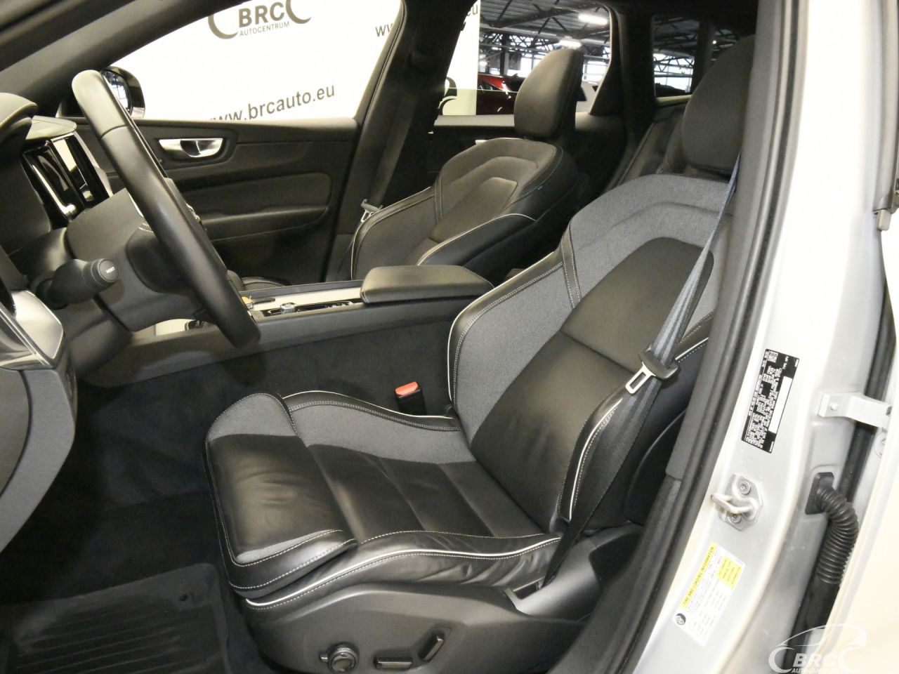 Volvo XC60 | 24