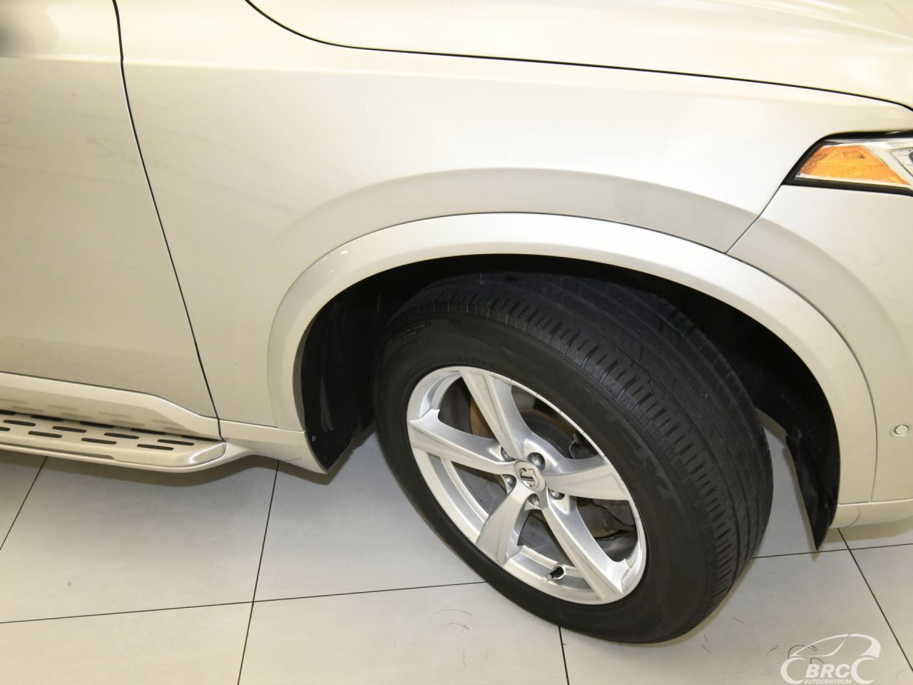Volvo XC90 | 37