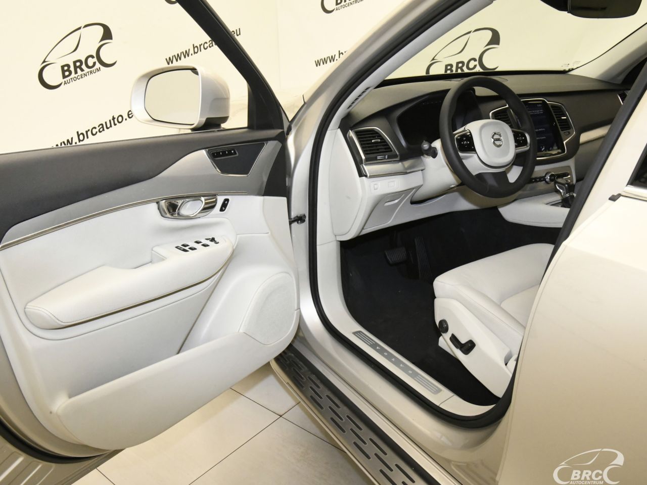 Volvo XC90 | 19