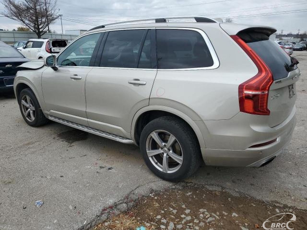 Volvo XC90 | 52