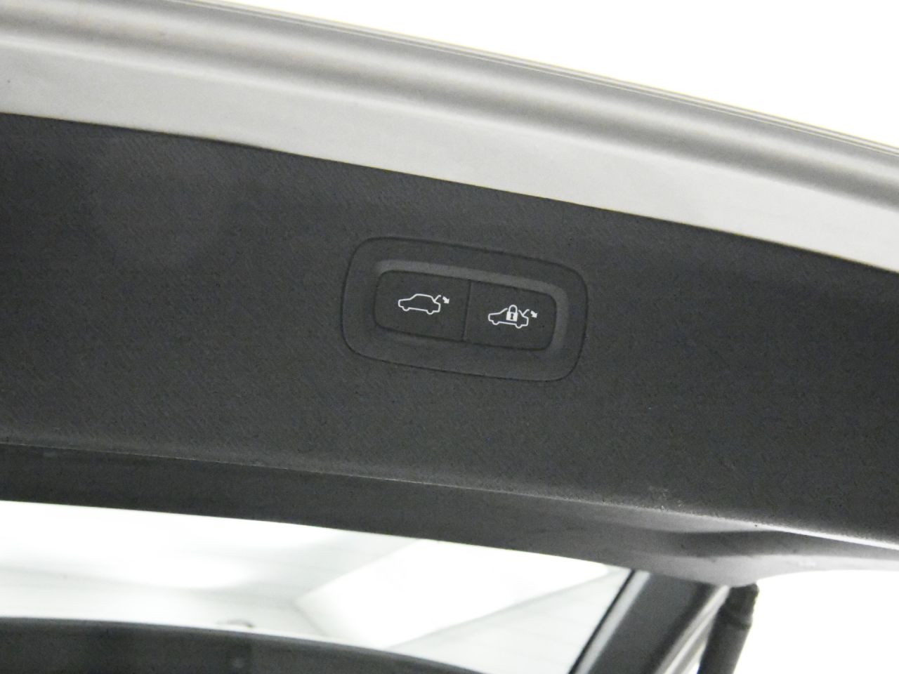 Volvo XC90 | 40