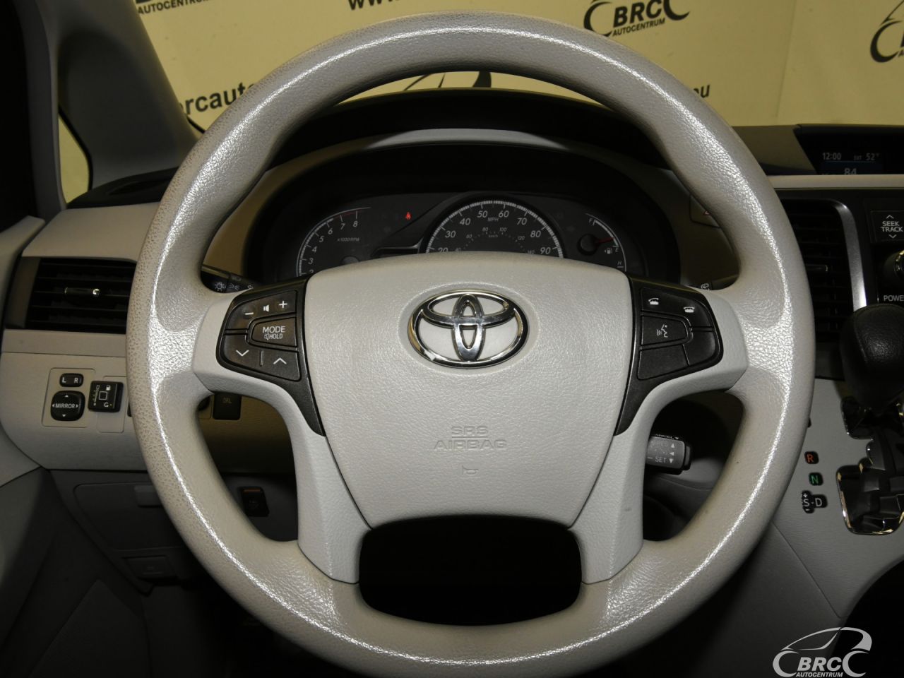 Toyota Sienna | 33