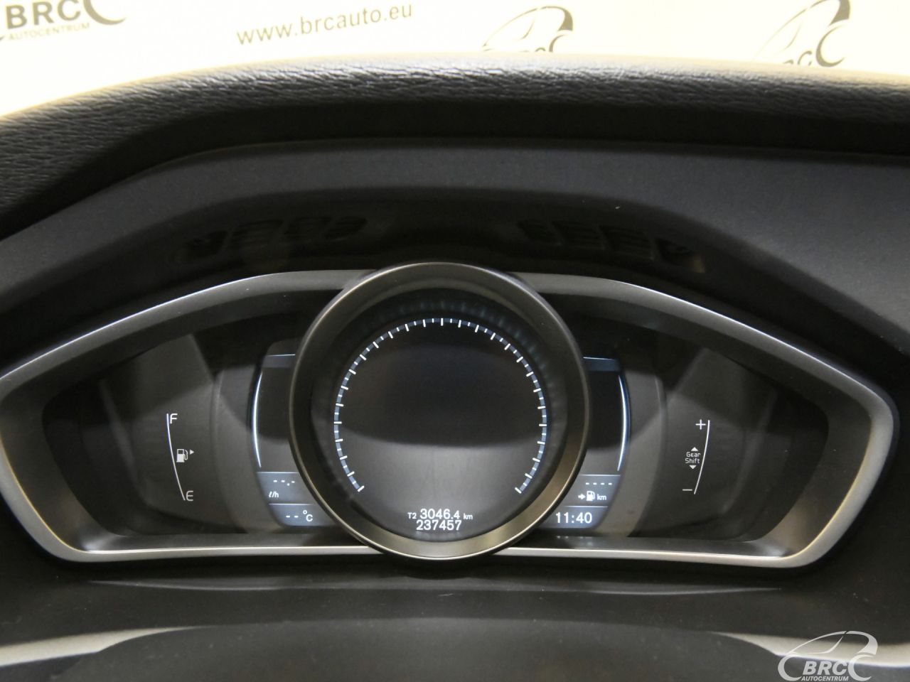 Volvo V40 | 29