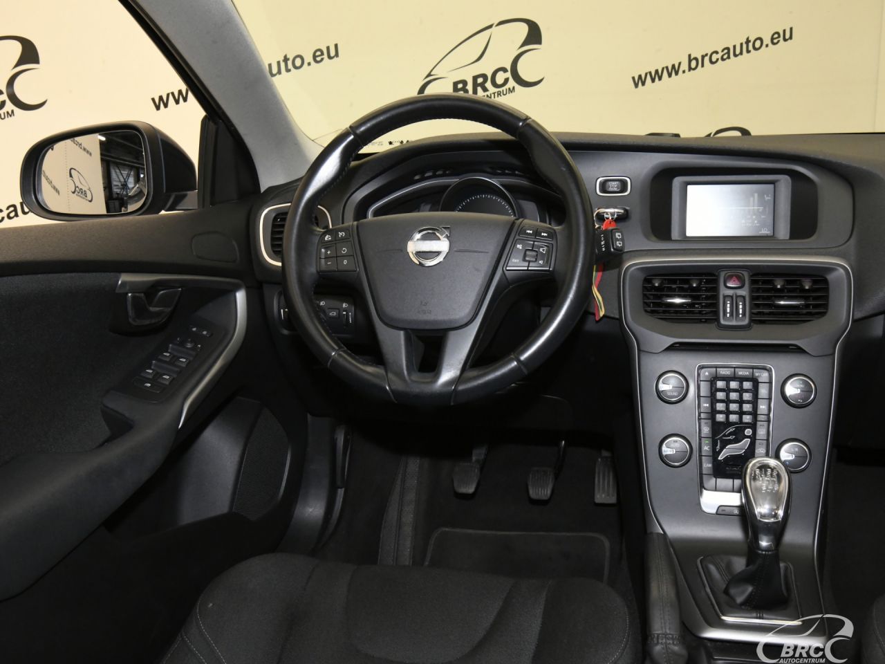 Volvo V40 | 12