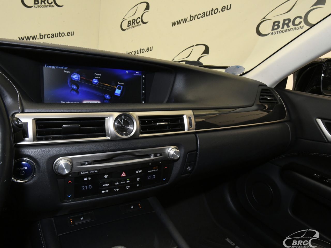 Lexus GS 300h | 29