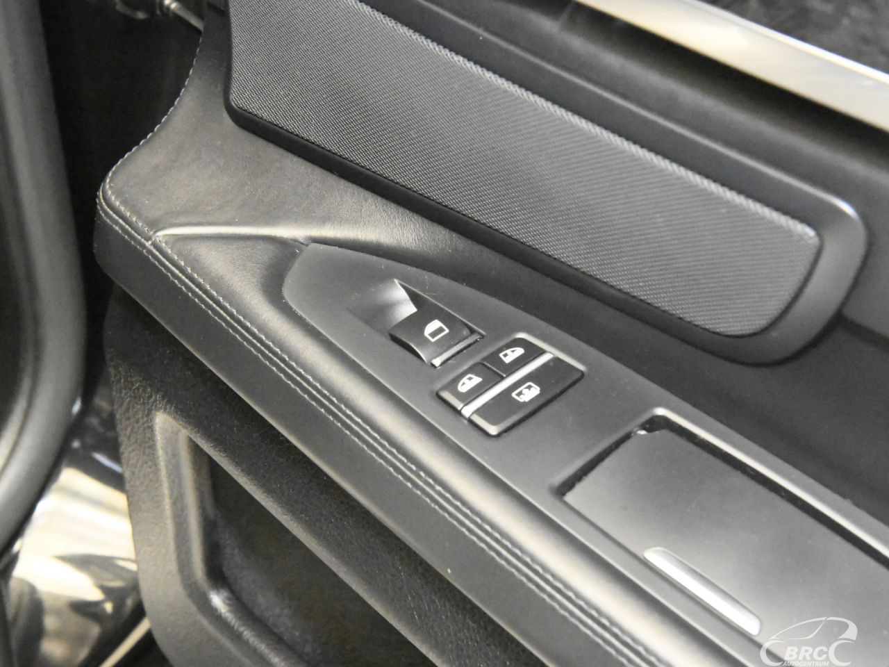 BMW 750 | 13