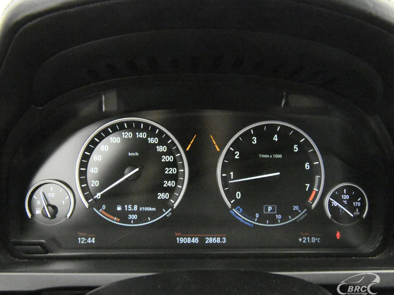 BMW 750 | 35