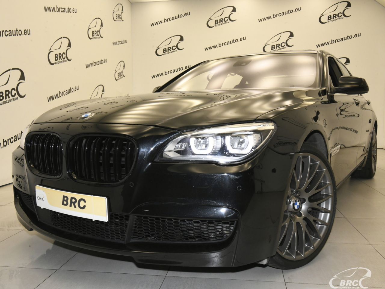 BMW 750 | 56