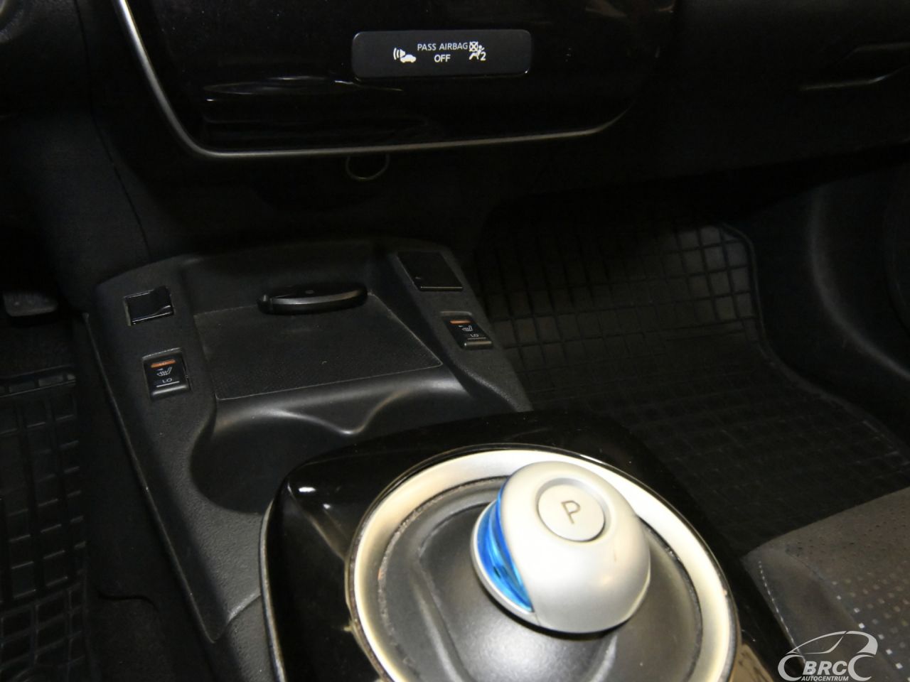 Nissan Leaf | 25