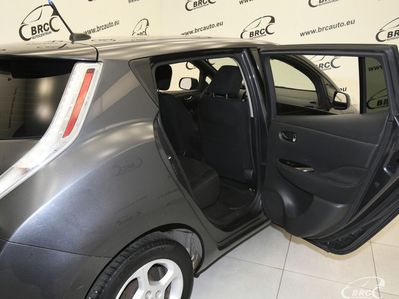Nissan Leaf | 11