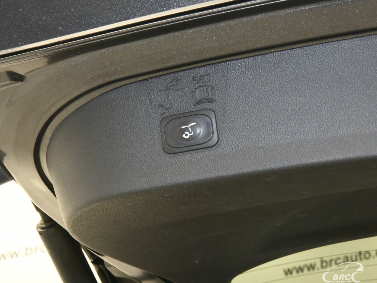 Ford Escape | 39