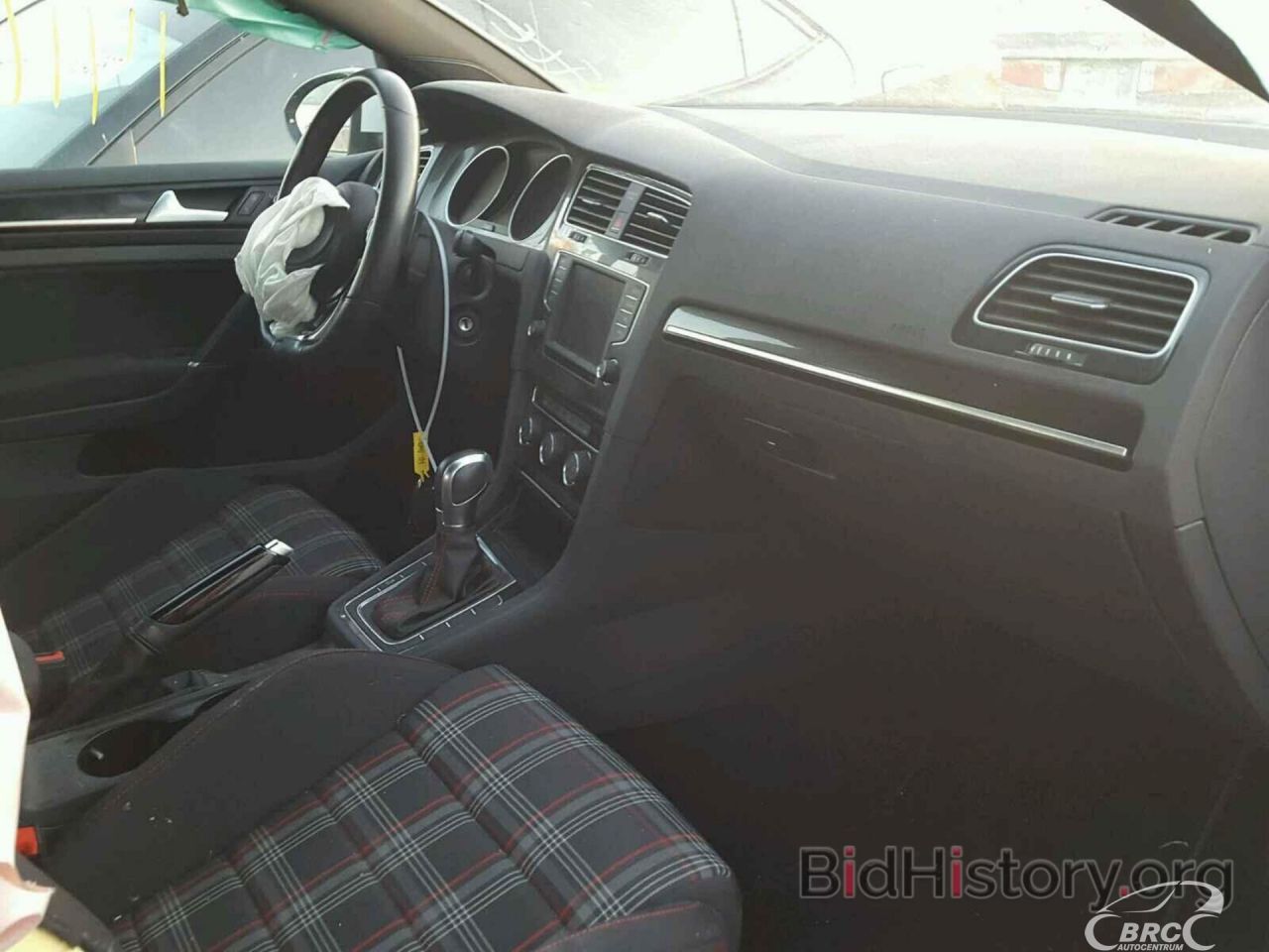 Volkswagen Golf | 48