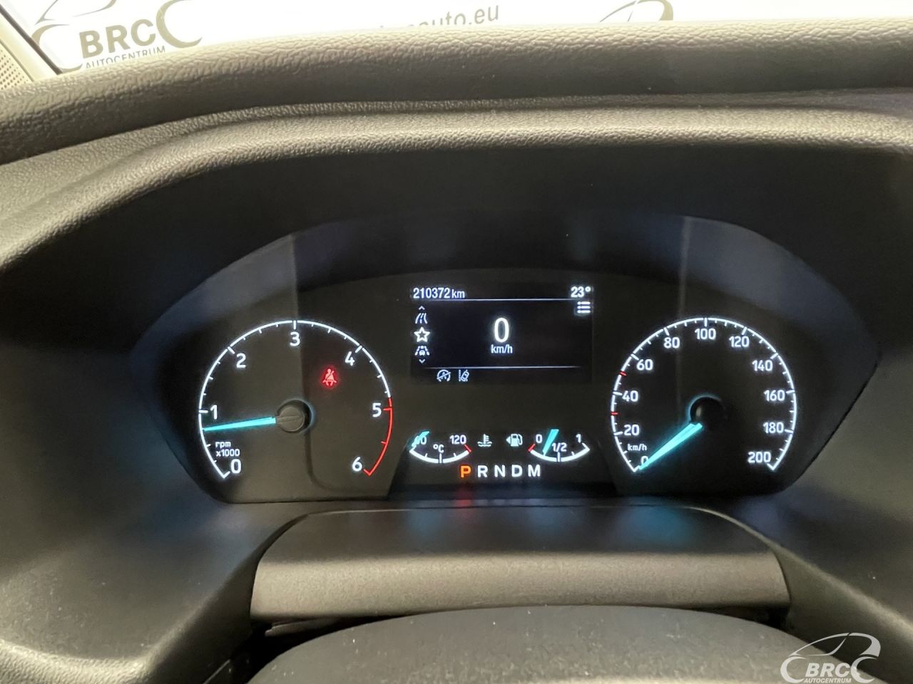 Ford Tourneo | 27