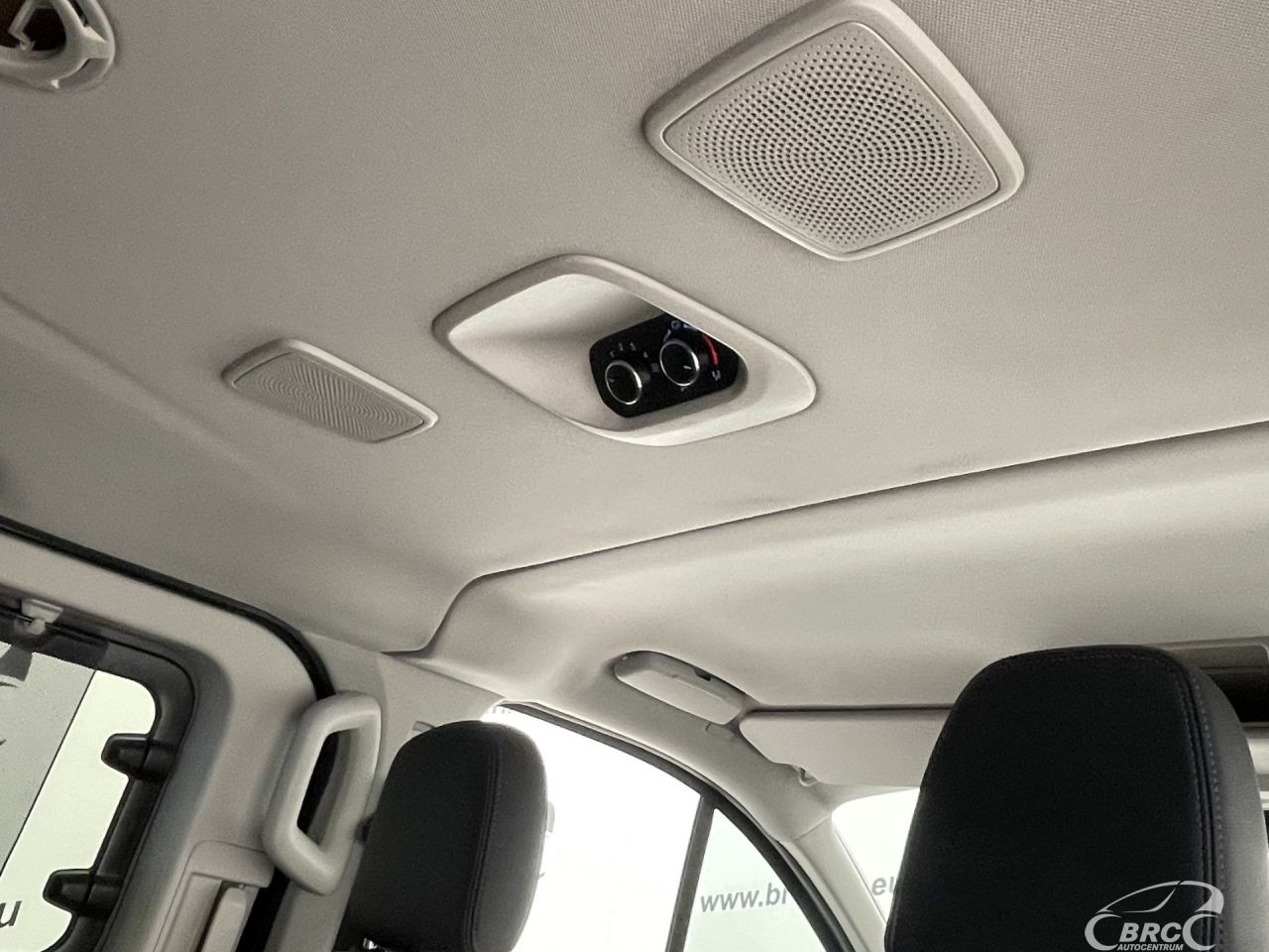 Ford Tourneo | 9