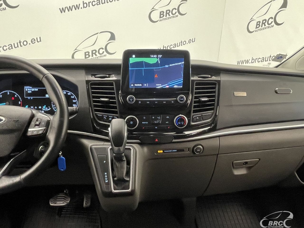 Ford Tourneo | 12