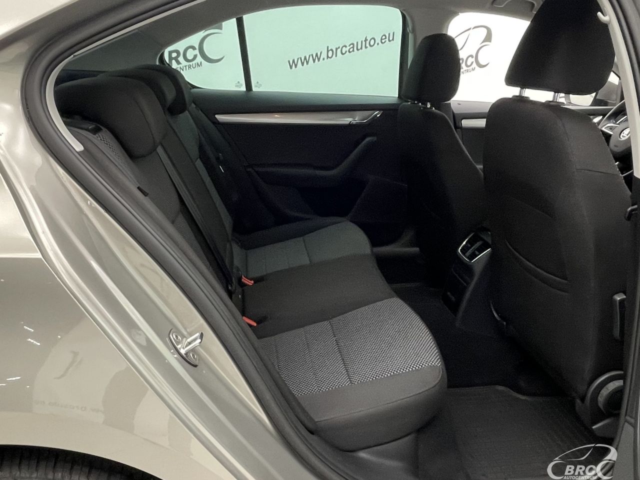 Skoda Octavia | 8