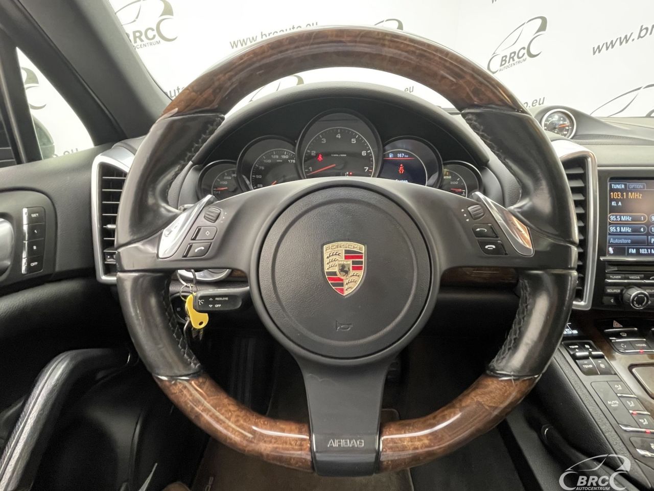 Porsche Cayenne | 28