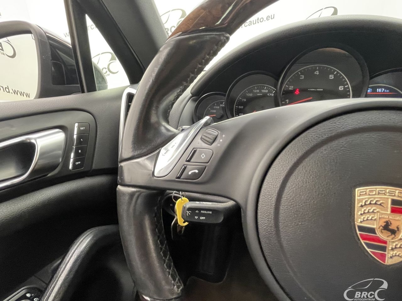 Porsche Cayenne | 30
