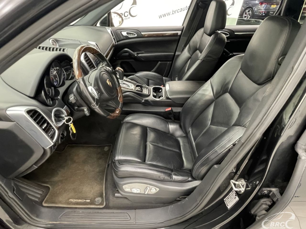 Porsche Cayenne | 21