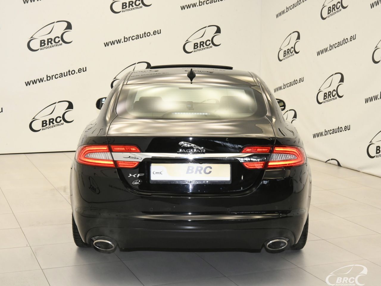 Jaguar XF | 41