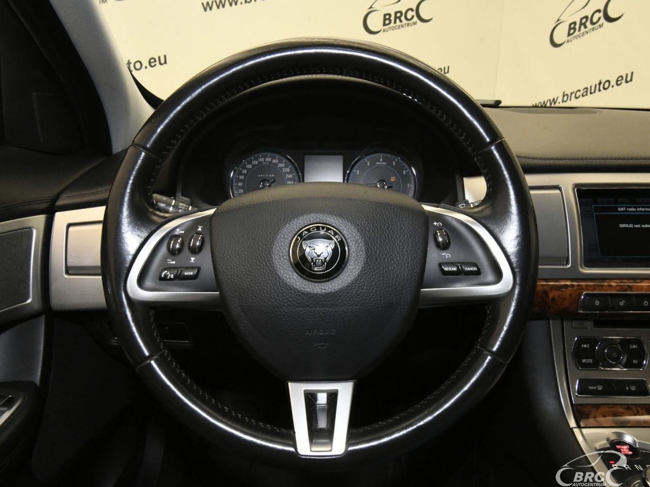 Jaguar XF | 28