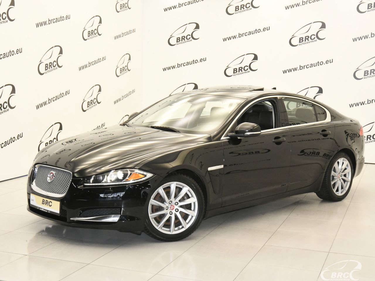 Jaguar XF, 2.0 l., Седан