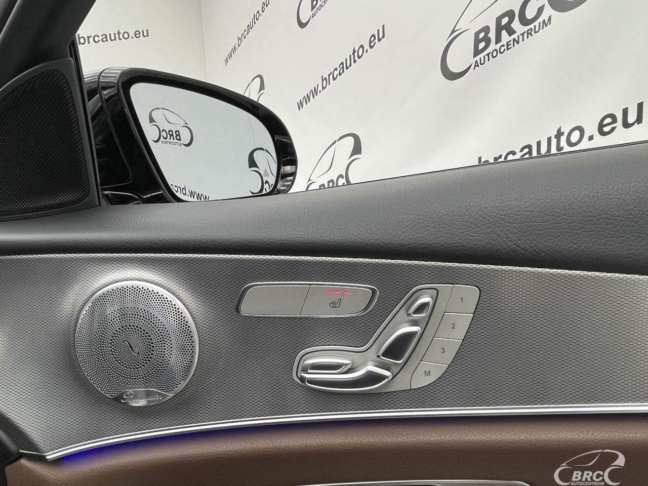 Mercedes-Benz E200 | 15